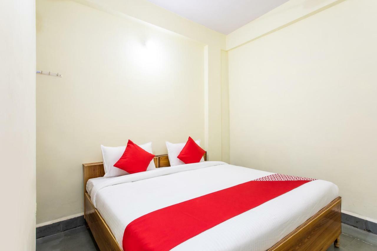 Oyo 24844 Hotel Samrat 보팔 외부 사진